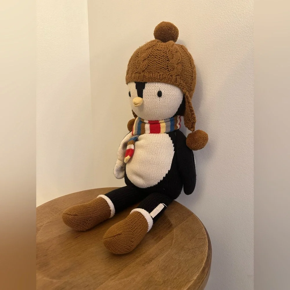 SOLD- Cuddle and Kind 20 Inch Everest Penguin Plush Stuffed Knit Doll Hat Peru - Picture 2 of 11